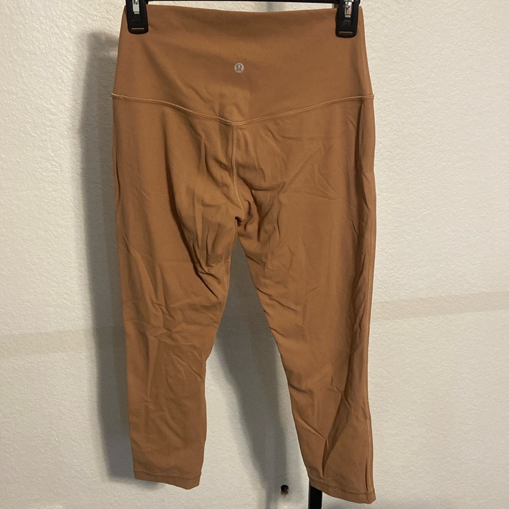 Lululemon Size Small Capri leggings